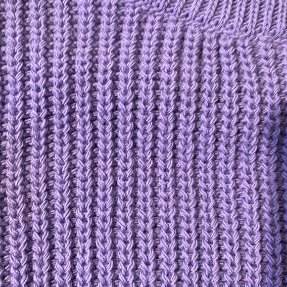 Cropped Purple Sweater - Picture 3 of 4